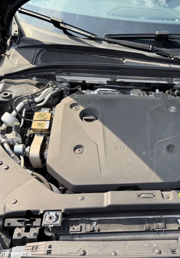 Volvo V60 B4 D Geartronic Momentum Pro - 26