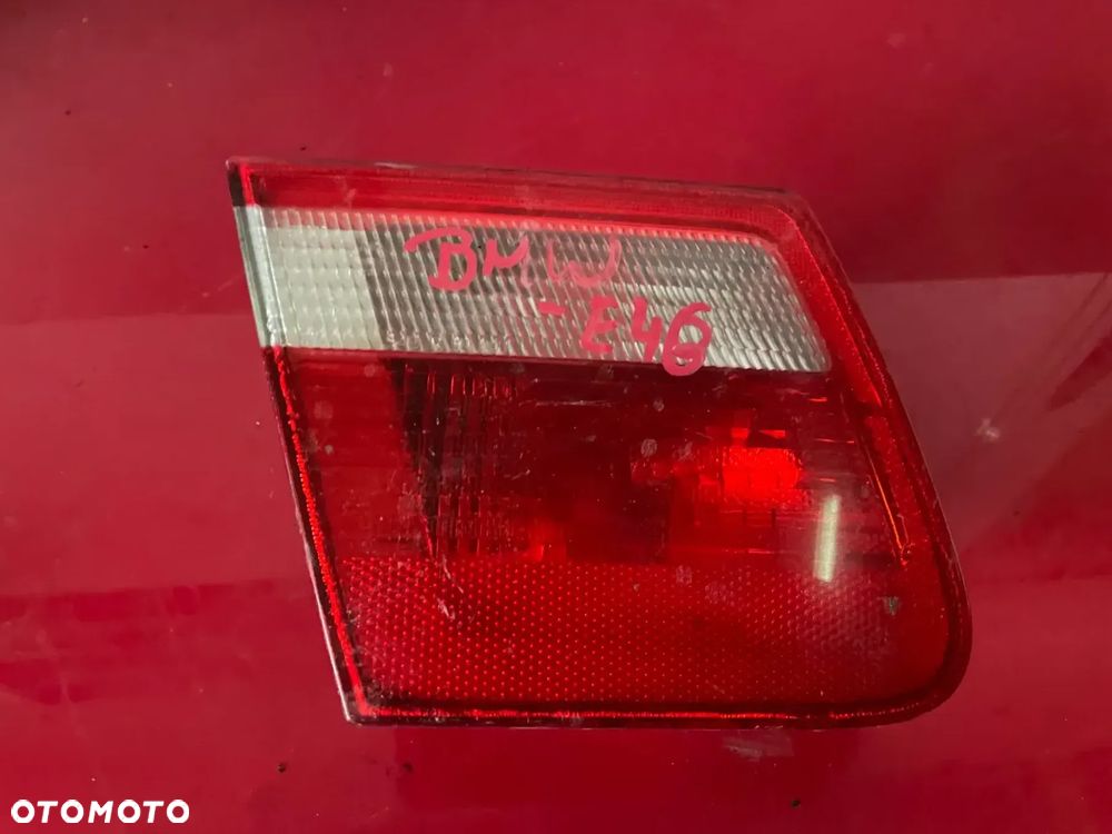 BMW E46  LAMPA  W KLAPIE LEWY TYŁ - 1