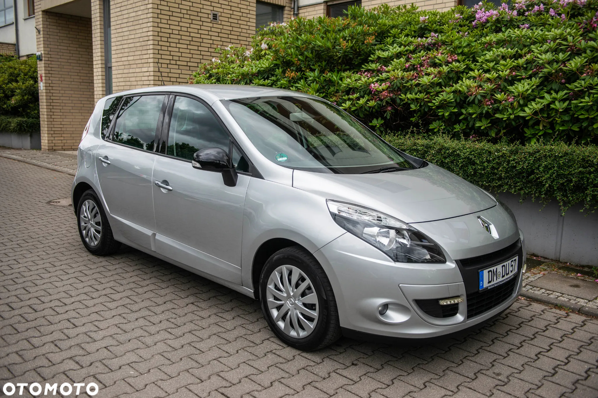 Renault Scenic 1.9 dCi Emotion Plus - 2