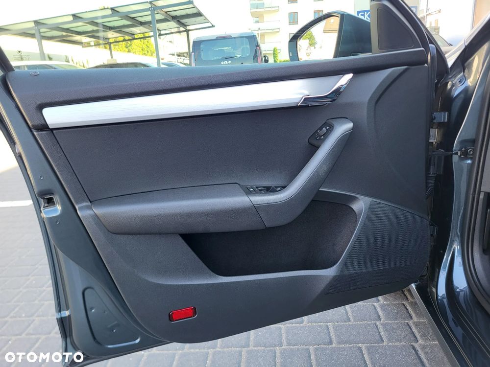 Skoda Octavia 1.4 TSI Drive - 16