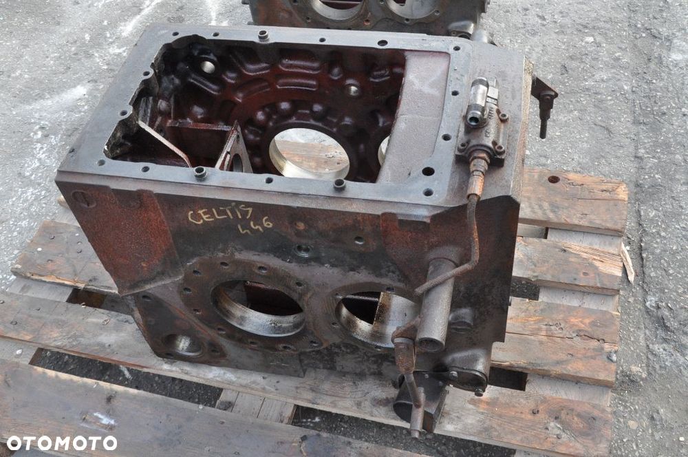 OBUDOWA MOSTU RENAULT CELTIS 446 7700098279 - 1