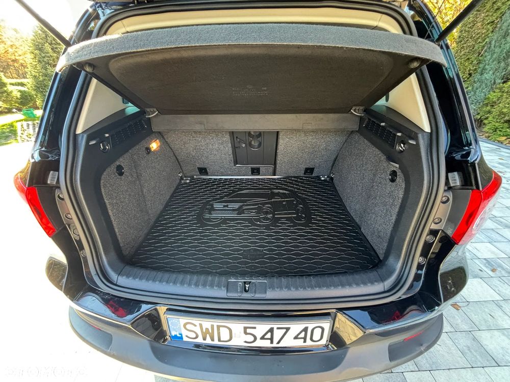 Volkswagen Tiguan - 16