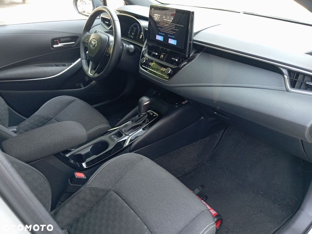 Toyota Corolla 1.8 Hybrid Comfort - 12