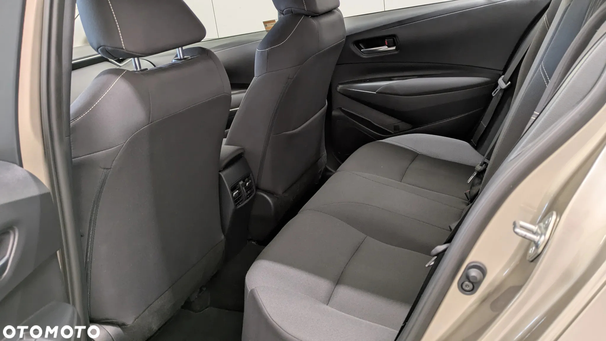 Toyota Corolla 1.5 Comfort - 9