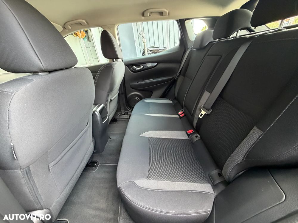 Nissan Qashqai 1.3 DIG-T SHIRO - 9
