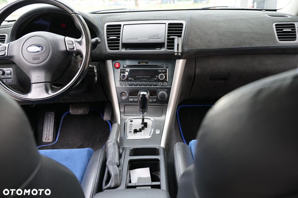 Subaru Legacy - 26