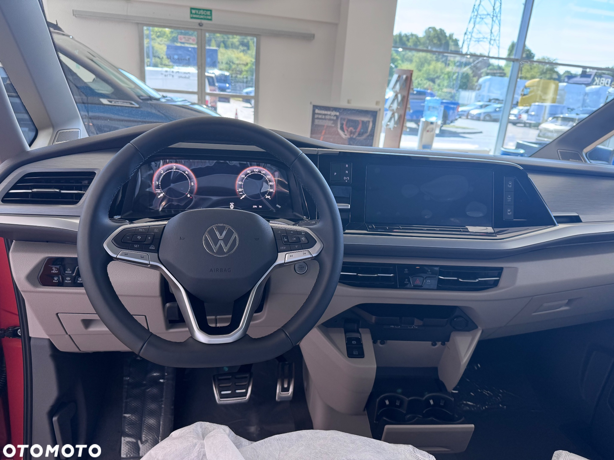 Volkswagen Multivan 2.0 TDI L2 Style DSG - 15