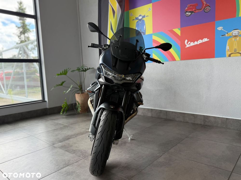 Moto Guzzi V100 Mandello - 7