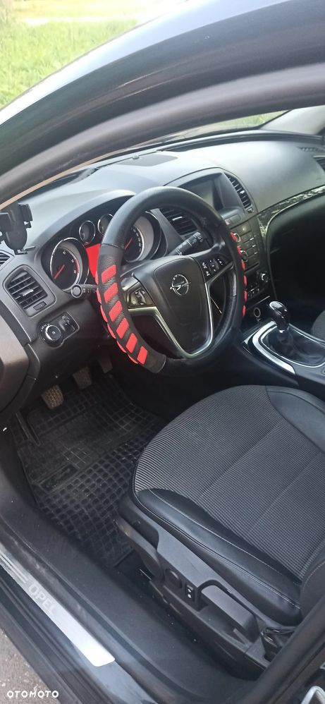 Opel Insignia 2.0 CDTI - 10