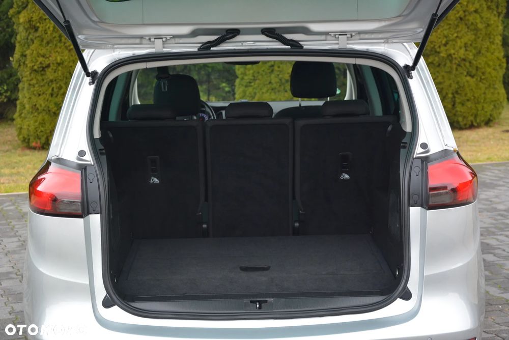 Opel Zafira 2.0 D Automatik 130 kW Edition - 21