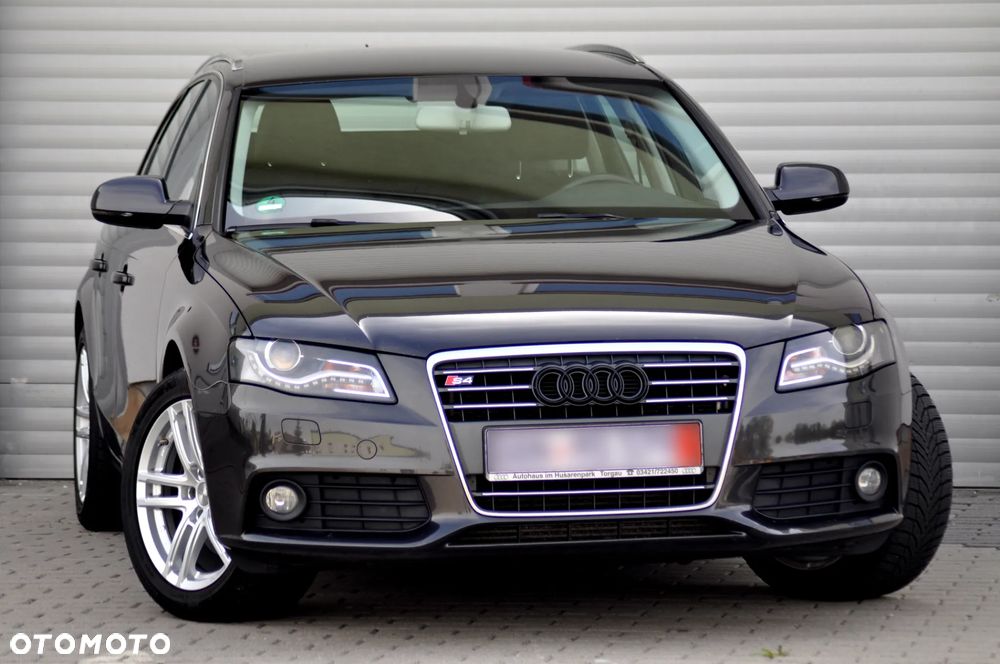Audi A4 Avant 2.0 TDI DPF Ambiente - 12