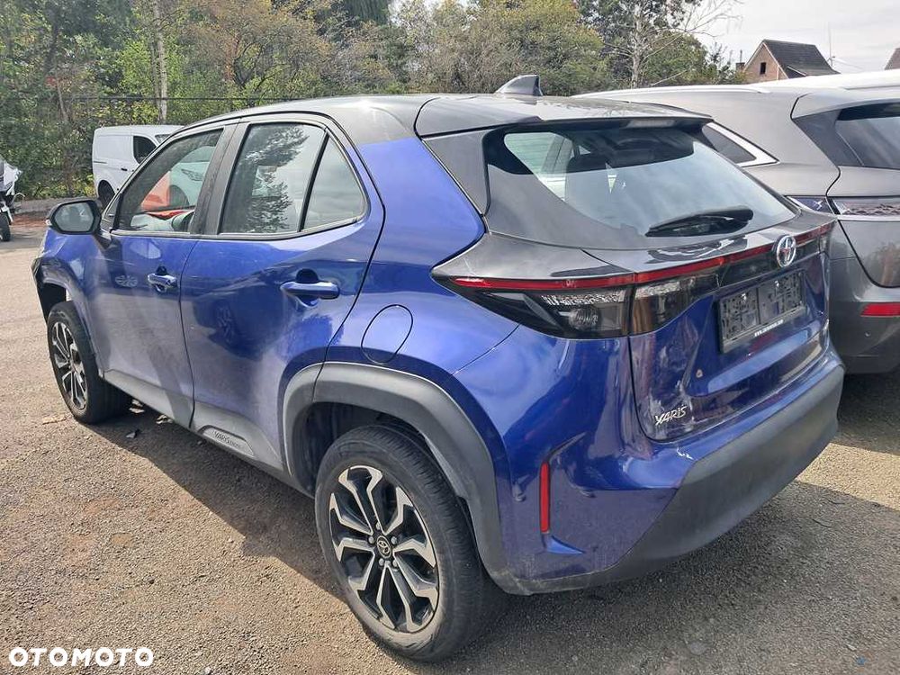 Toyota Yaris - 10