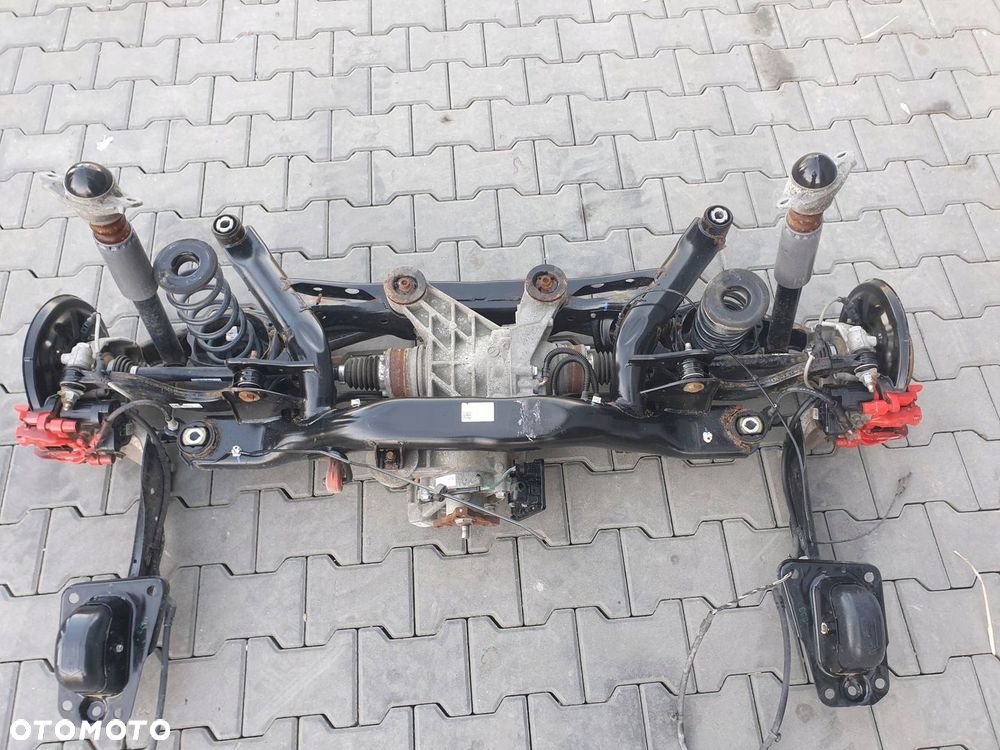 Belka tylna most Audi A3 8V - 2