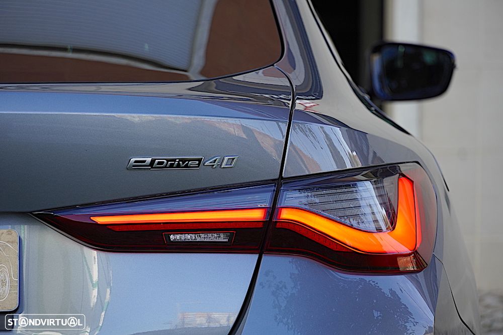 BMW i4 eDrive40 - 39