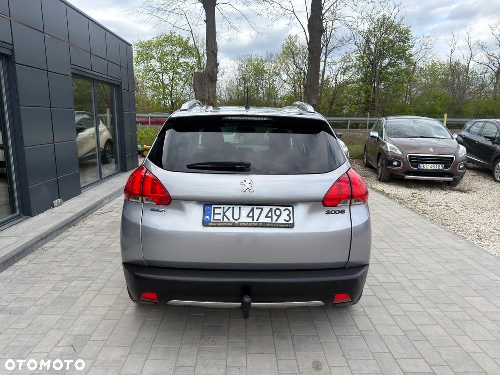 Peugeot 2008 1.2 Pure Tech GPF Allure S&S - 5