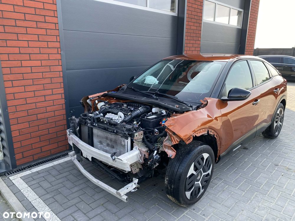 Citroën C4 PureTech 130 Stop&Start EAT8 SHINE - 33