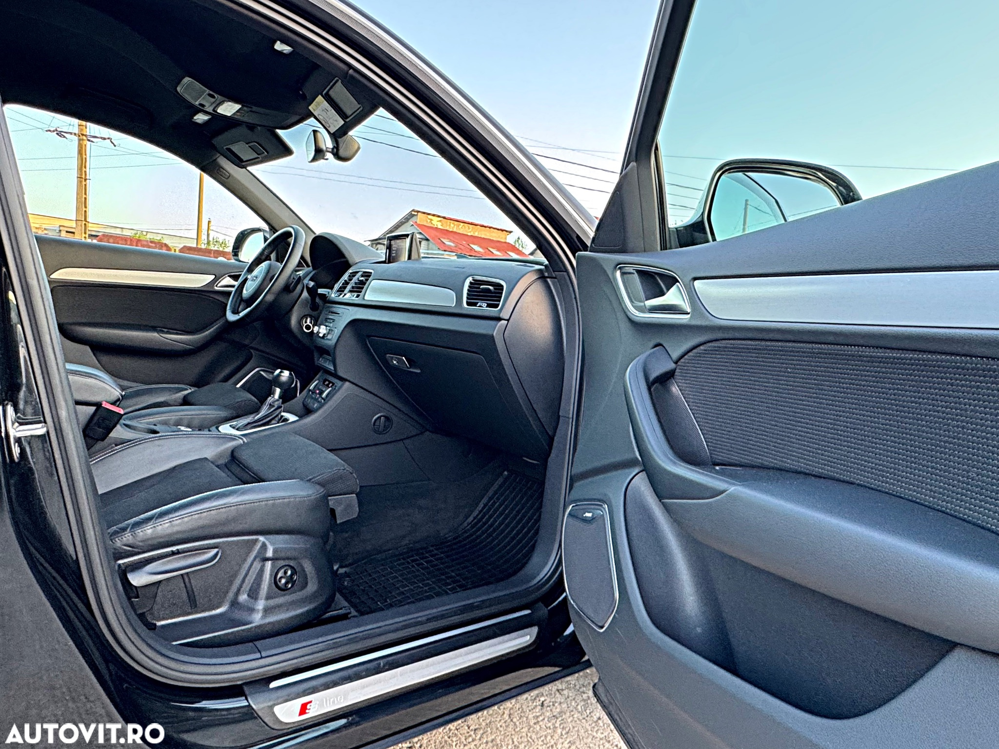 Audi Q3 2.0 35 TDI S tronic - 24