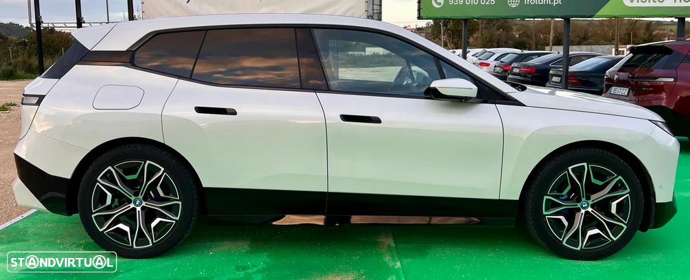 BMW iX xDrive 40 - 7