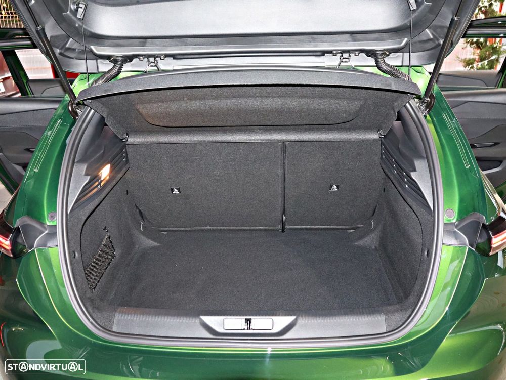 Peugeot 308 1.2 PureTech Active Pack - 33