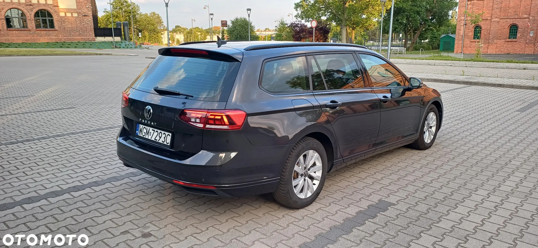 Volkswagen Passat 1.5 TSI EVO Business DSG - 4