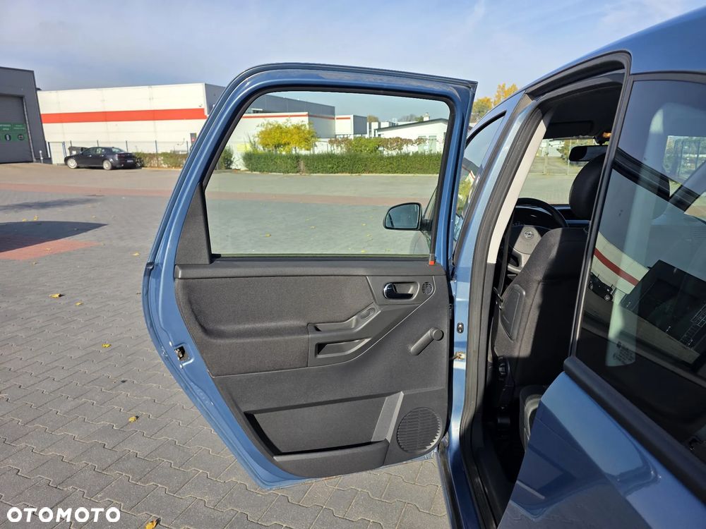Opel Meriva 1.6 16V Edition - 9
