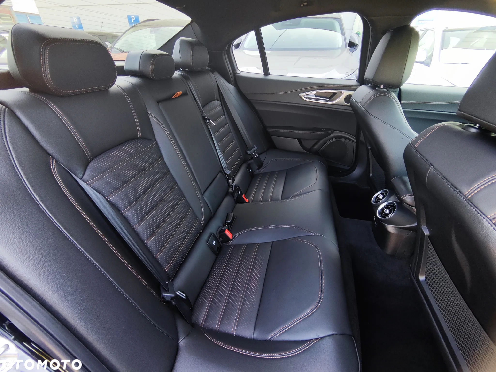 Alfa Romeo Giulia 2.0 Turbo Intensa Q4 - 28