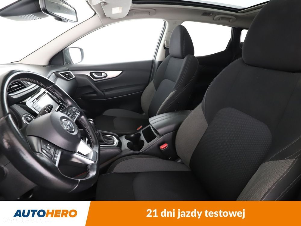 Nissan Qashqai - 10