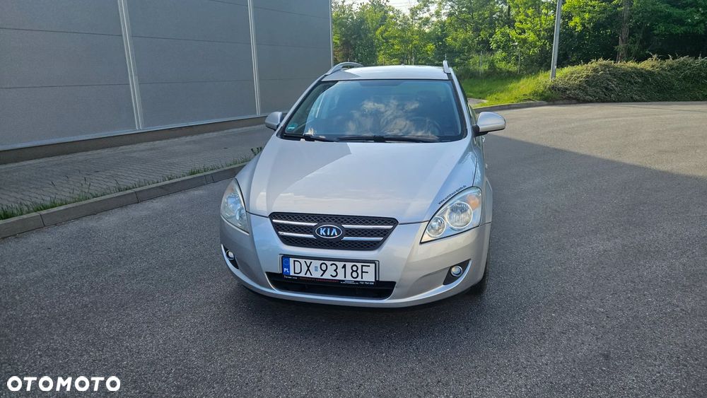 Kia Ceed - 5