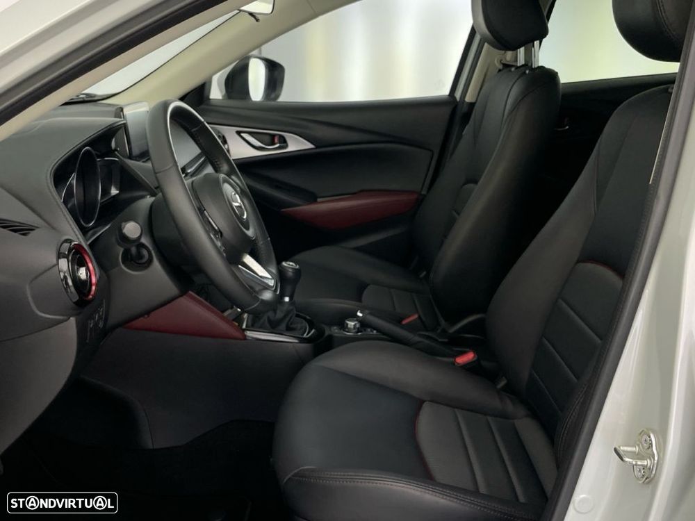 Mazda CX-3 1.5 Sky.Excellence Navi — fotografia 11