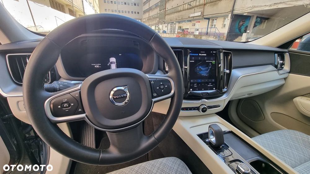 Volvo XC 60 B5 B AWD Inscription - 11