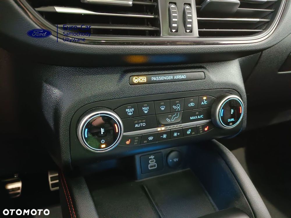Ford Kuga 2.5 Duratec PHEV ST-LINE X - 26