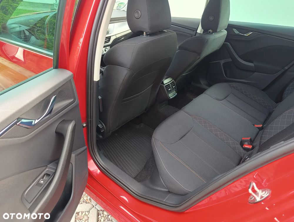 Skoda Kamiq 1.6 TDI DSG Style - 11