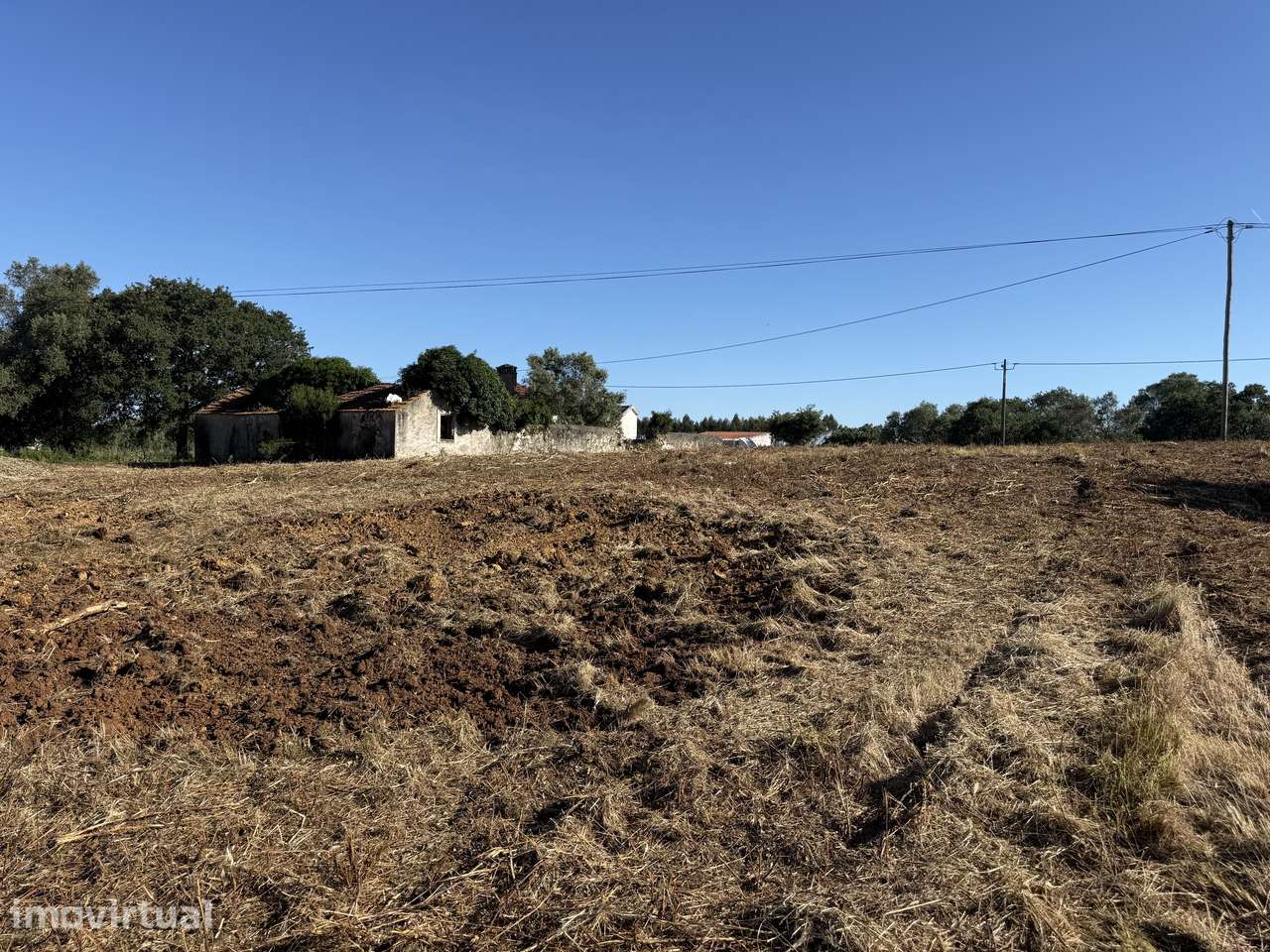 Terreno com casa e anexo para restaurar - Turquel, Alcobaça - Grande imagem: 5/30