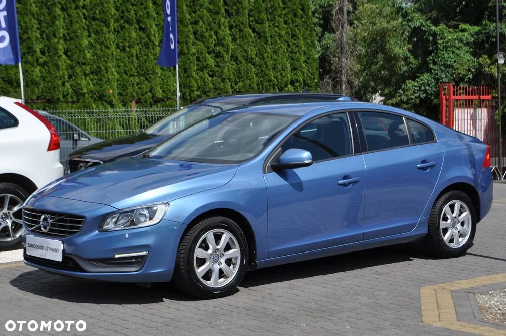 Volvo S60 - 1