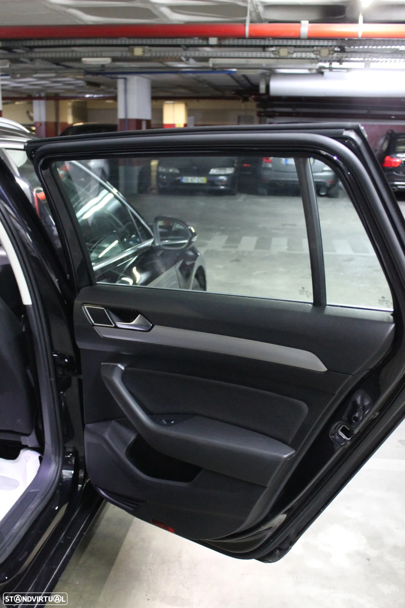 VW Passat Variant 1.6 TDI Confortline DSG - 10