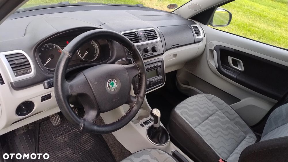 Skoda Roomster 1.2 12V HTP PLUS EDITION - 16