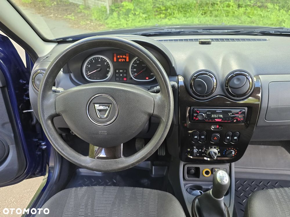 Dacia Duster 1.6 Laureate - 14