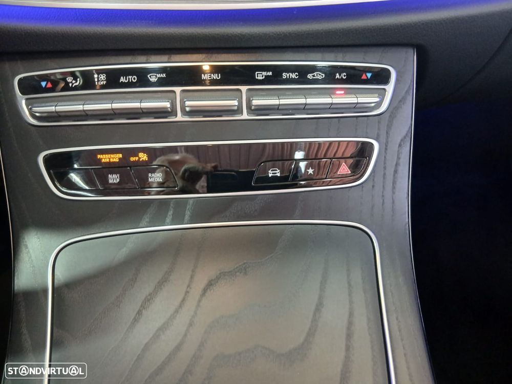 Mercedes-Benz E 220 d AMG Line Aut. - 31