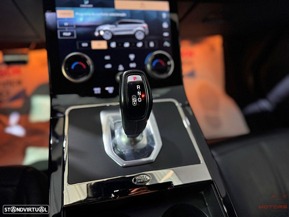 Land Rover Range Rover Evoque P300e R-Dynamic S - 29