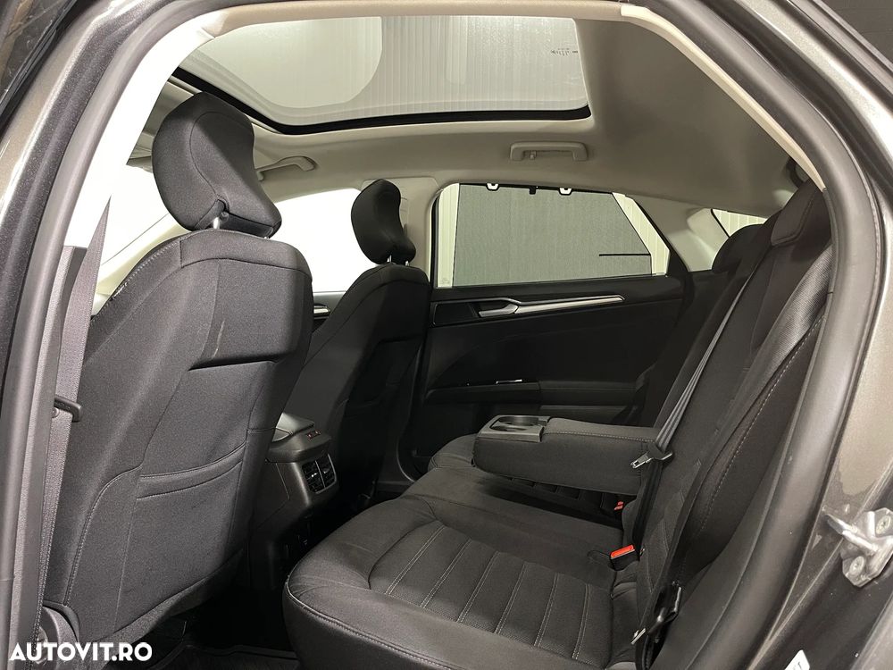 Ford Mondeo 2.0 TDCI Aut. Trend - 12