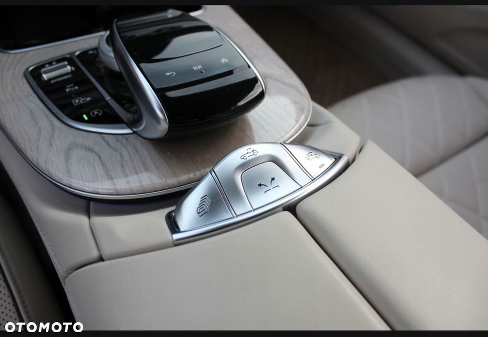 Mercedes-Benz Klasa E 220 d 4-Matic AMG - 15
