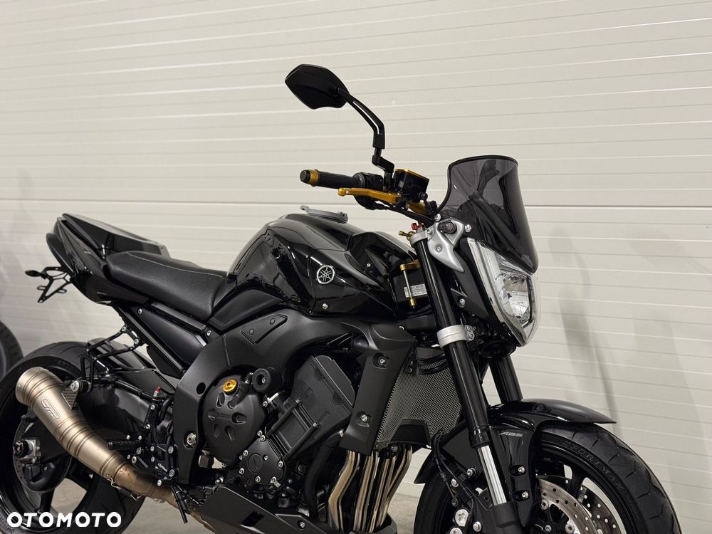 Yamaha FZ - 8