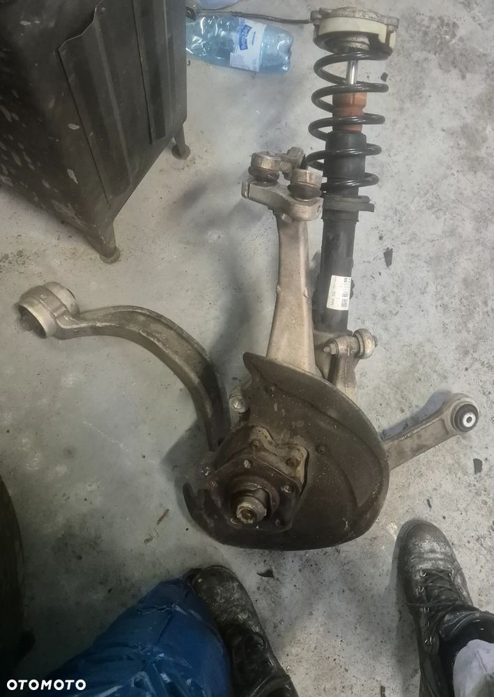 Zawieszenie q5 80a fy prawy przód zwrotnica amortyzator wachacze kompet - 1