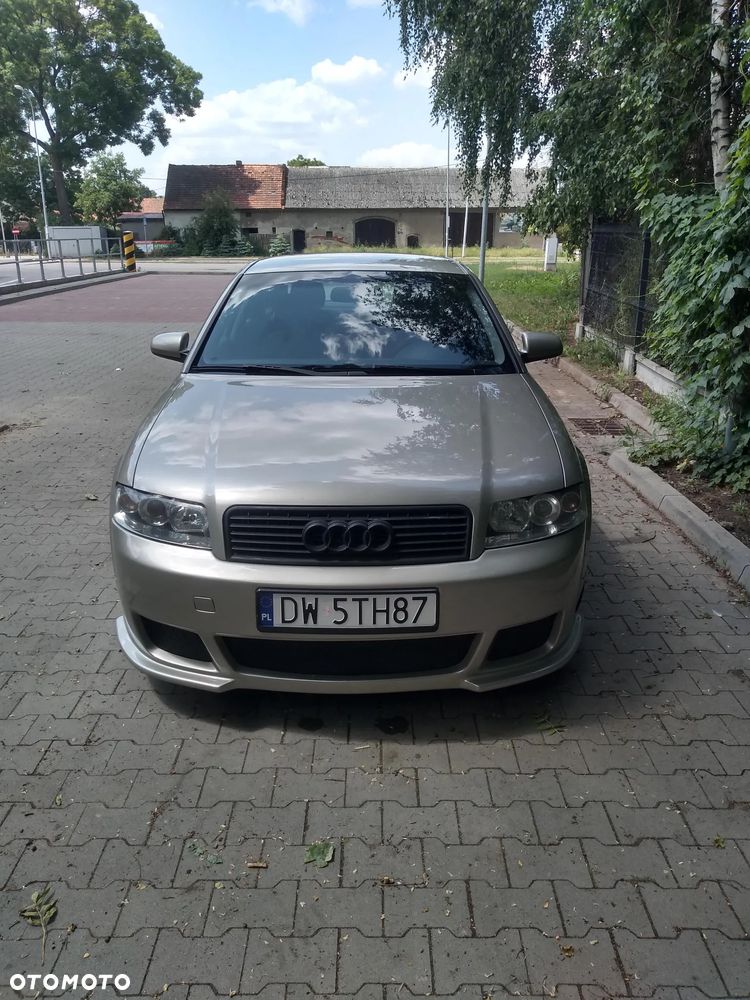 Audi A4 Limousine 2 - 6