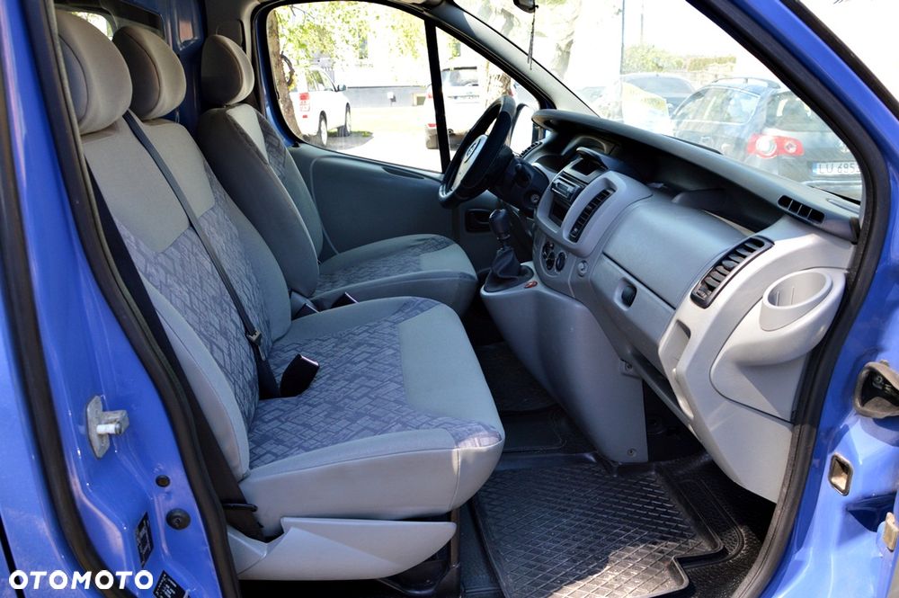 Opel Vivaro - 9