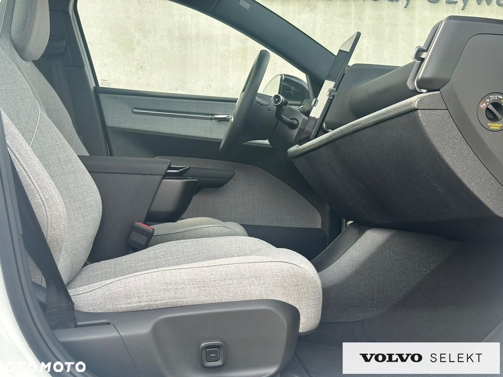 Volvo EX30 - 30