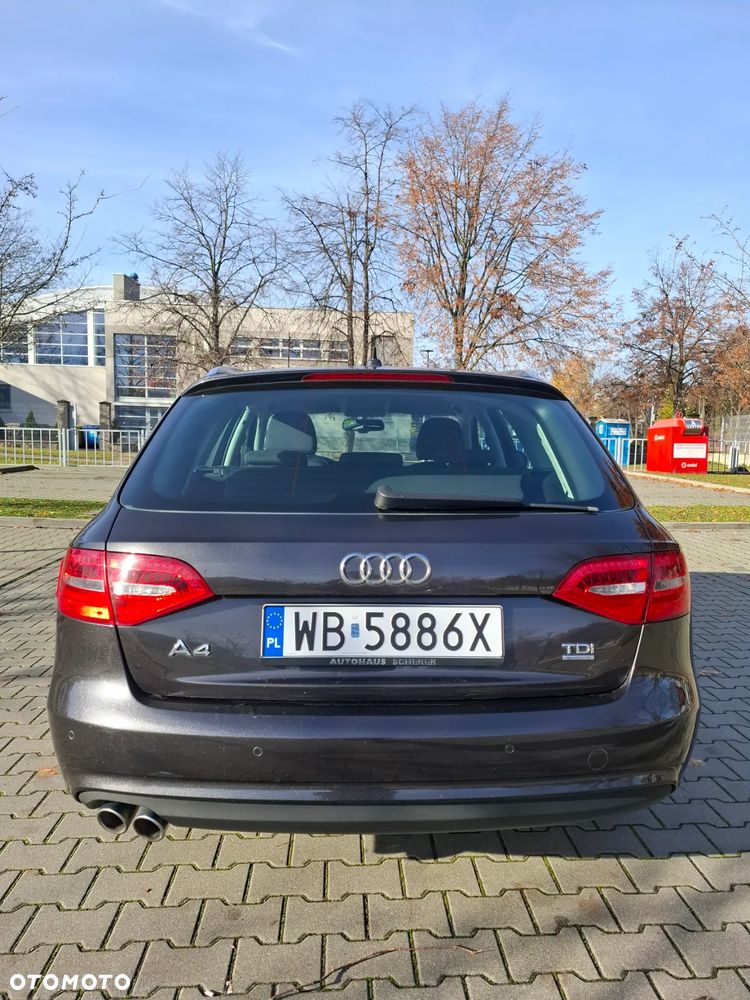 Audi A4 Avant 2.0 TDI DPF quattro Ambition - 6
