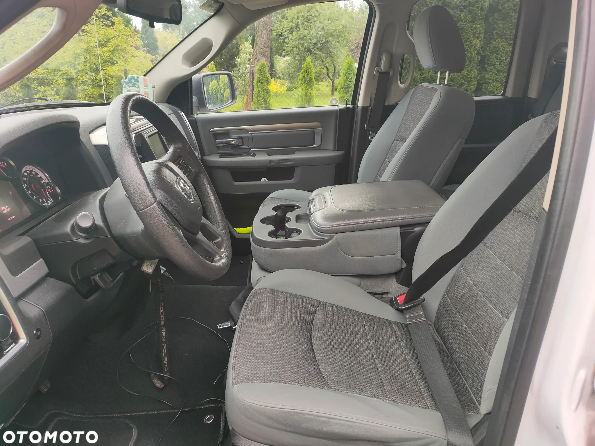 Dodge RAM 1500 5.7 4x4 - 10