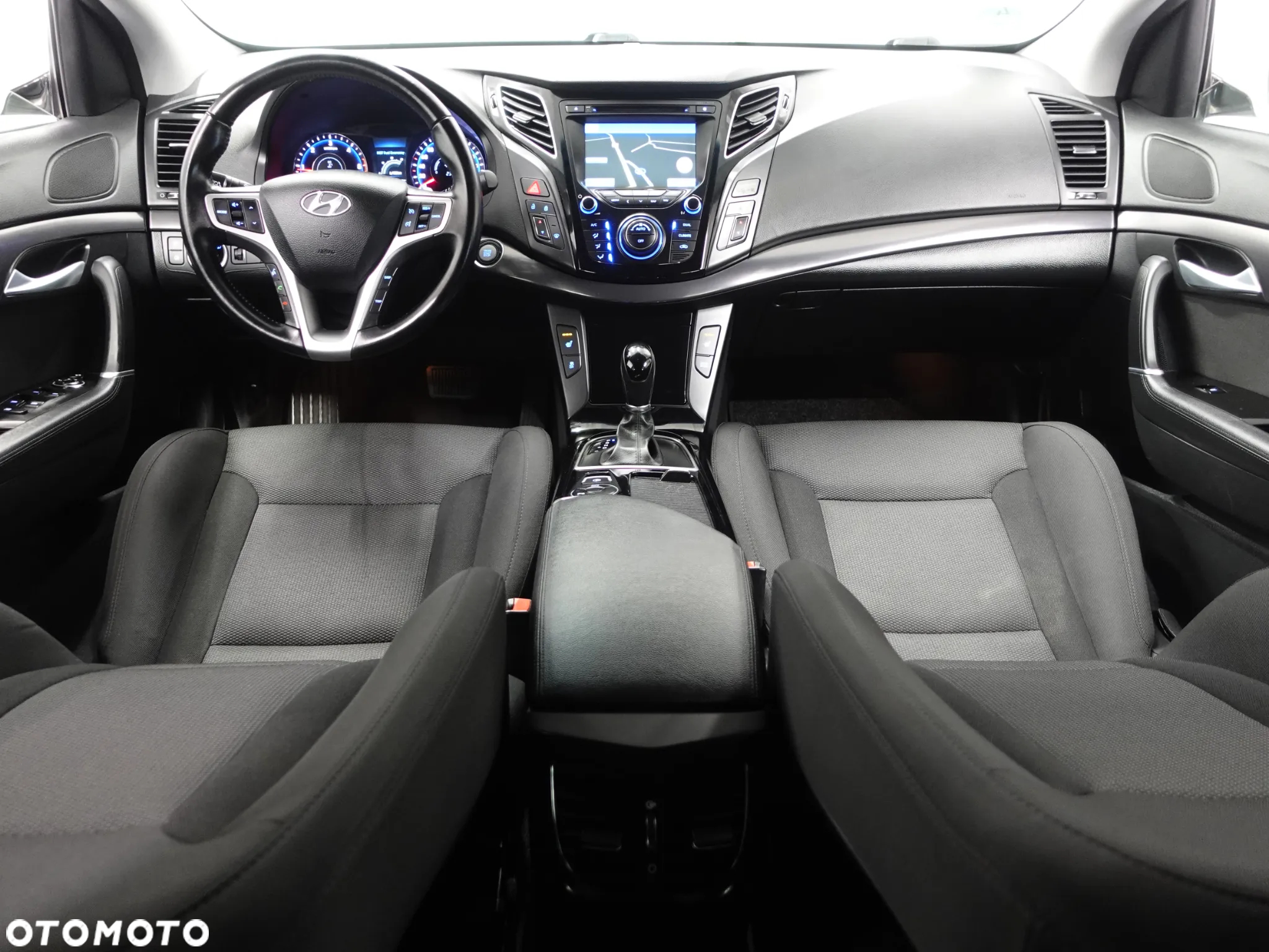 Hyundai i40 1.6 CRDi Comfort DCT - 29