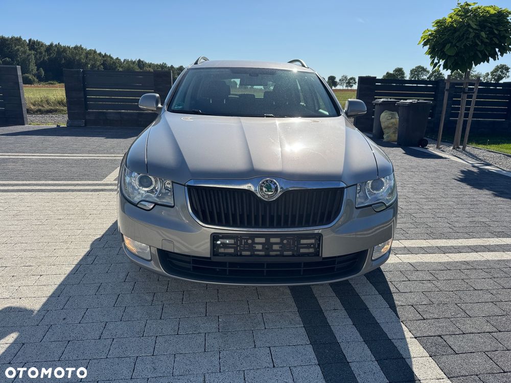 Skoda Superb 2.0 TDI Ambition - 2